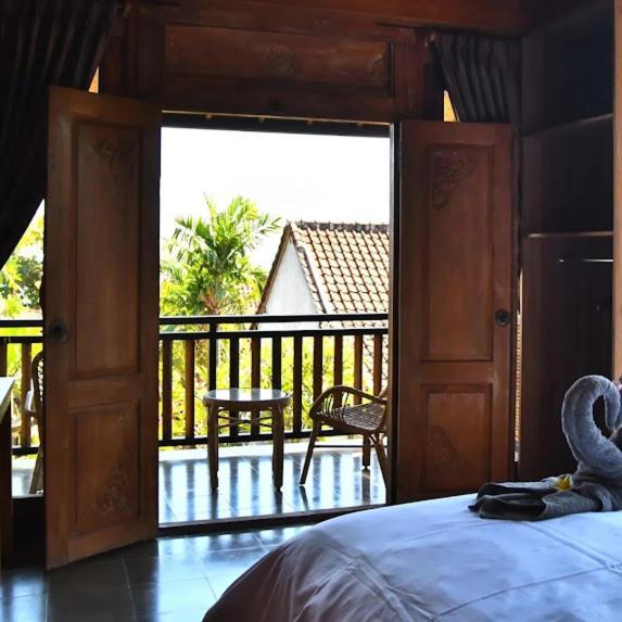 Putra'Lebah Amed Guest House Dış mekan fotoğraf
