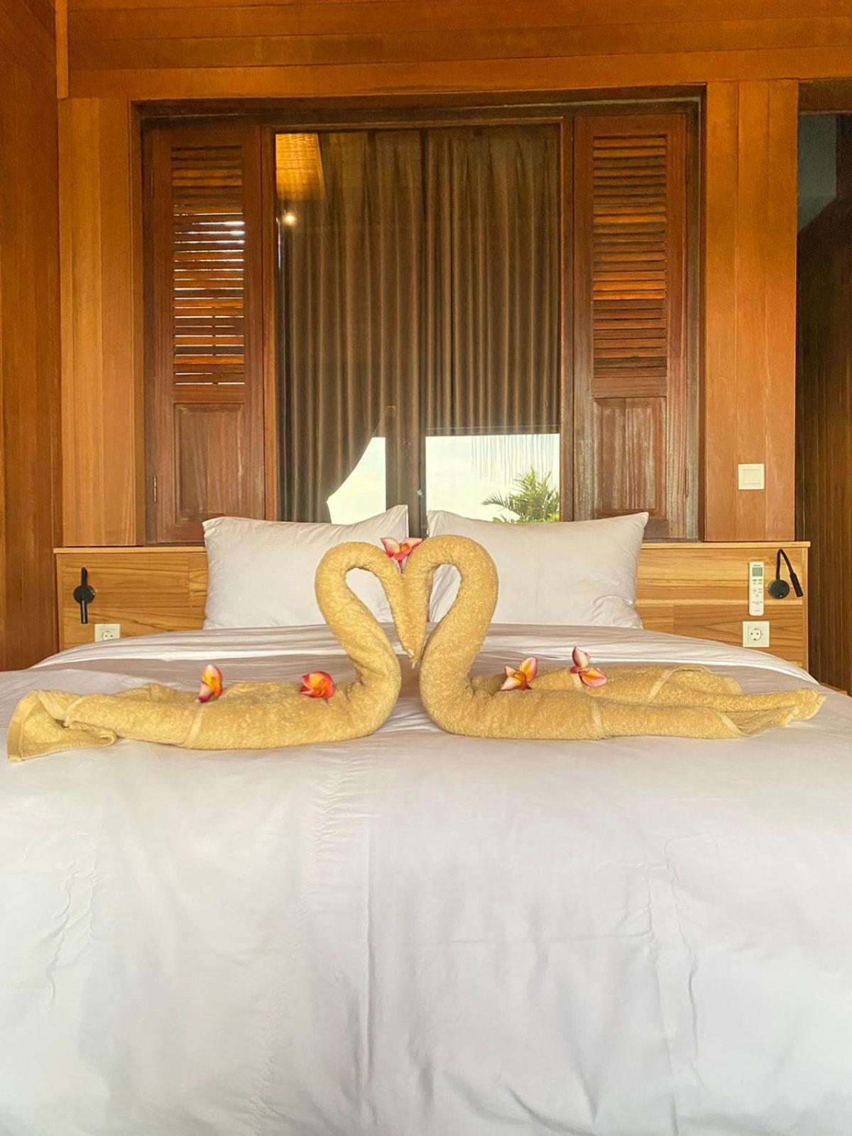 Putra'Lebah Amed Guest House Dış mekan fotoğraf