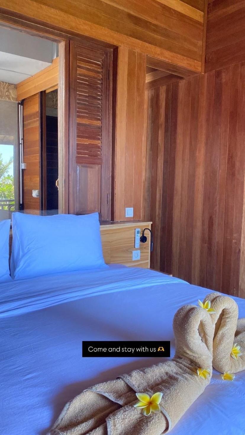 Putra'Lebah Amed Guest House Dış mekan fotoğraf