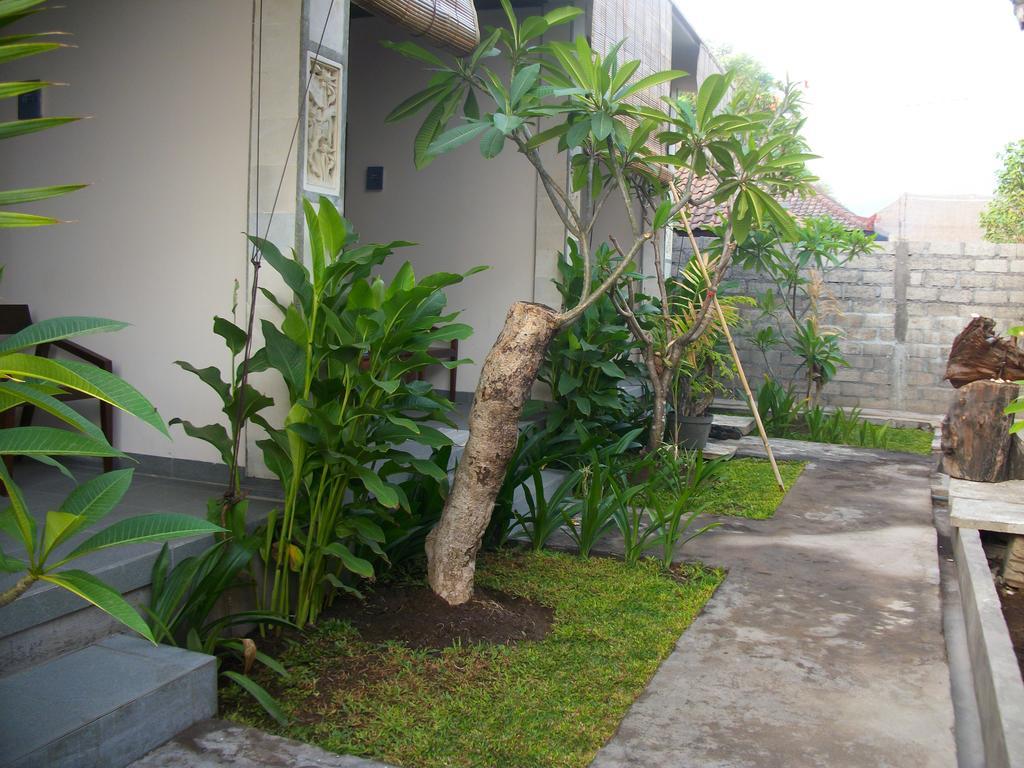 Putra'Lebah Amed Guest House Oda fotoğraf