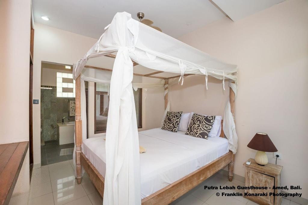 Putra'Lebah Amed Guest House Dış mekan fotoğraf