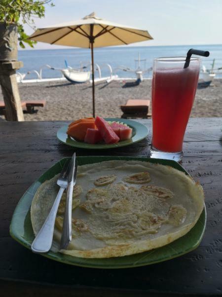 Putra'Lebah Amed Guest House Dış mekan fotoğraf